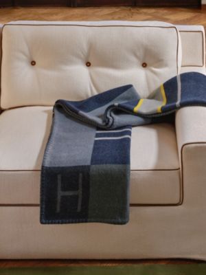 Plaid Avalon Cab, Vue: vue de face, front, vue 5 sur 5