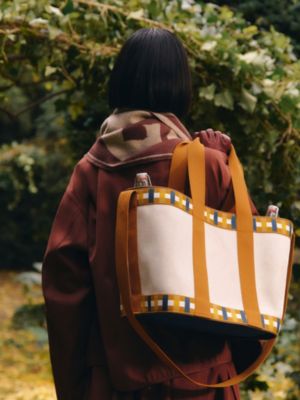 Clairiere 피크닉 백, 스몰 모델, 보기: 이미지: 제품 착용 이미지, worn, 2개 중 5번째 보기