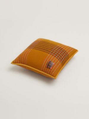 Coussin Bordage, Vue: vue de face, front, vue 3 sur 3