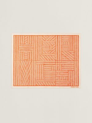 Tresses H beach towel