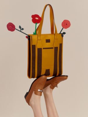 Bell tote bag, View: Worn, worn, view 9 of 11