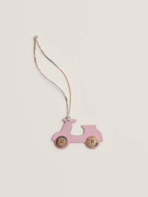 Charm scooter