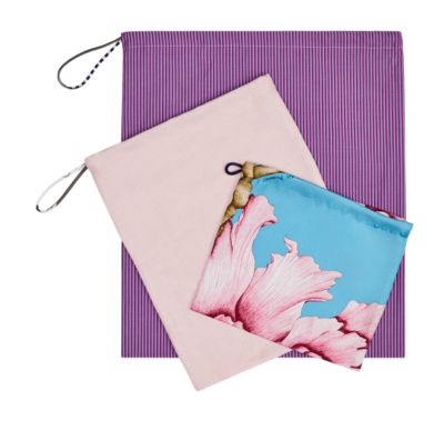 Set of three pouches, View: front, front, view 2 of 4