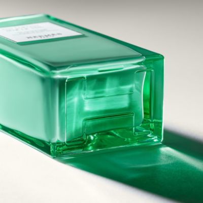 エルメスのフレグランスとレフィルをご覧ください | Hermès - エルメス