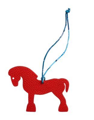 Hermy horse charm