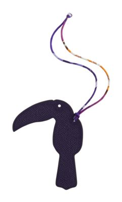 Charm toucan, Vue: vue de face, front, vue 3 sur 4
