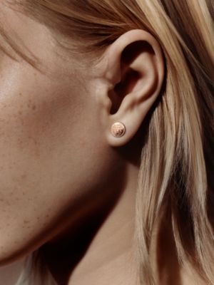 Hermès Ex-Libris earrings, very small model, View: Worn, worn, view 3 of 3