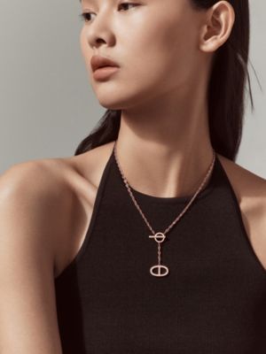 Chaine d'ancre Contour pendant, large model, View: Worn, worn, view 2 of 2