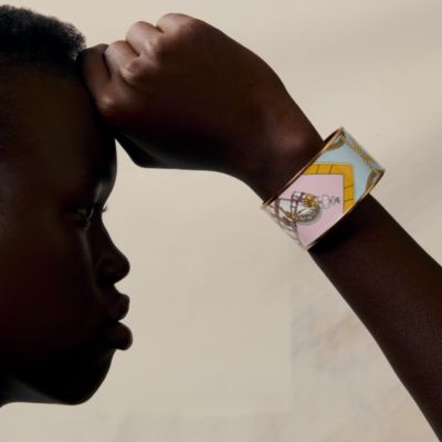 ❤未使用品❤オープンワークブレスレット イエローｘブルー ＳＶ金具 エルメス エルメス HERMES コンスタンススリム B刻印 (2023年製) セレスト