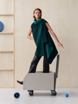 Cashmere vest, View: Worn, worn, view 5 of 5