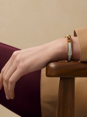 Mini Clic Kelly bracelet, View: Worn, worn, view 3 of 4