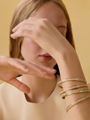 Colportage bangle, View: Worn, worn, view 3 of 4