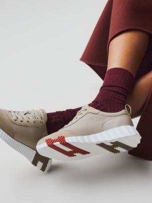 Bouncing sneaker, View: Worn, worn, view 2 of 6
