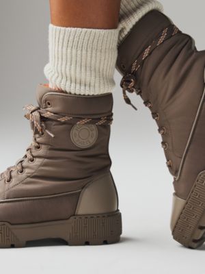 Bota de cano baixo Fresh, Exibir: Sendo usado, worn, visualizar 2 de 5