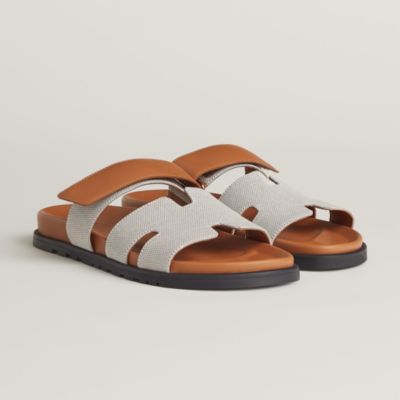 お洒落は足元から【海外限定色】HERMES Chypre サンダル 茶 Chypre sandal | Hermès USA