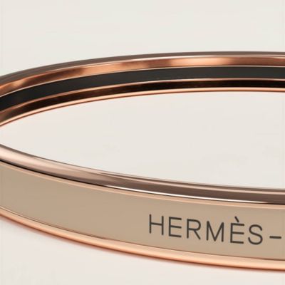 View: video, Uni bangle