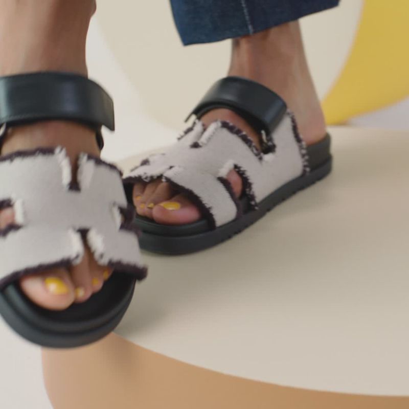 Sandales Hermès Chypre Noires - Taille 38.5, Cuir, Neuves Avec Boîte