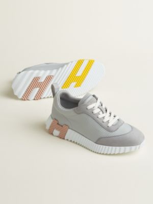 Bouncing sneaker