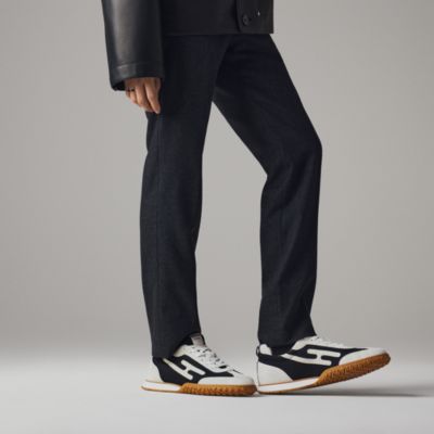 242923ZH02_worn_3
