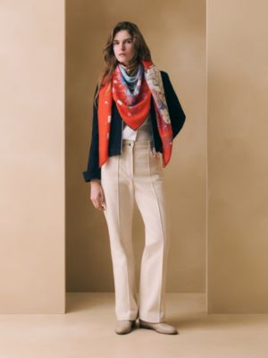 Hermès Flagship shawl 140, View: Worn, worn, view 2 of 3