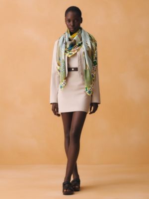 Le Palais des Quatre Vents shawl 140, View: Worn, worn, view 2 of 3