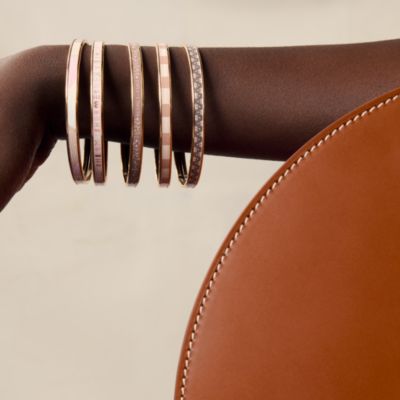 A Vos Crayons bangle