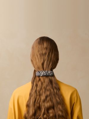Kaia Bloom hair clip, View: Worn, worn, view 2 of 3