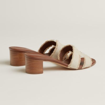 Oasis sandal