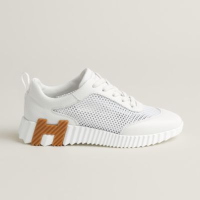 Bouncing sneaker