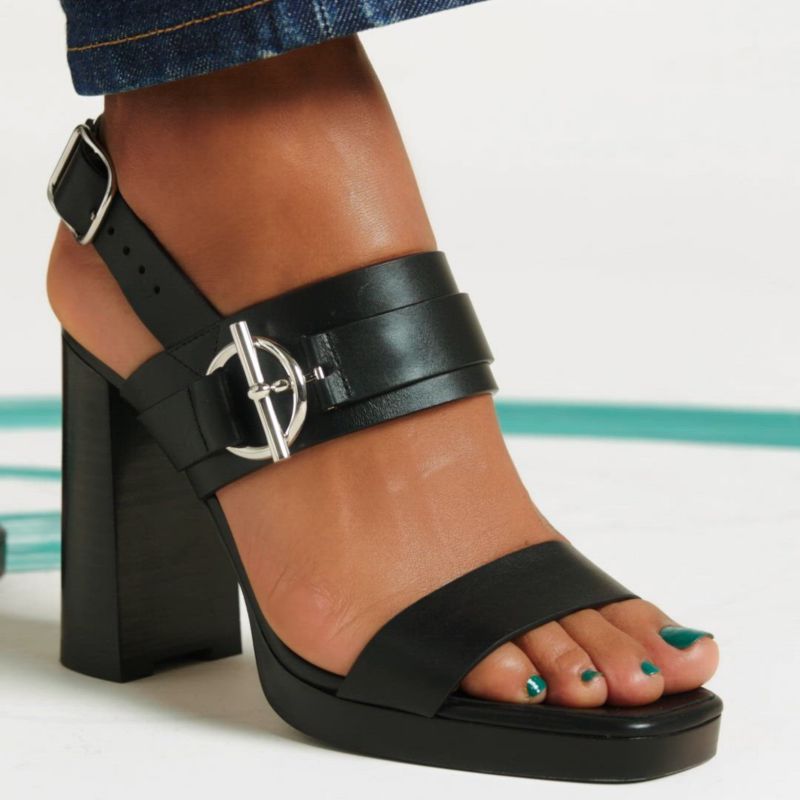 Keen 90 sandal - Black | Hermès USA 