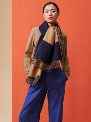 Lisieres stole, View: Worn, worn, view 2 of 3