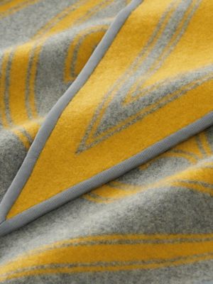 Blason triangle Scarf, View: Detail, detail, view 3 of 3