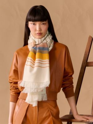 Haut Plateau 스톨, 보기: 이미지: 제품 착용 이미지, worn, 2개 중 3번째 보기