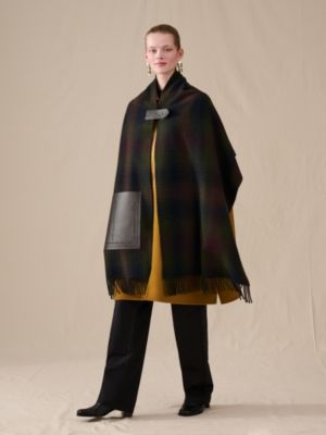 Tartan a Poche Coaching stole, View: Worn, worn, view 2 of 5