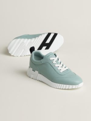 Bouncing sneaker