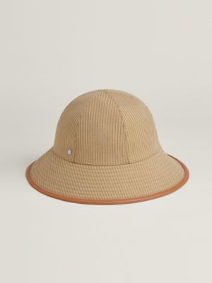 Monica hat