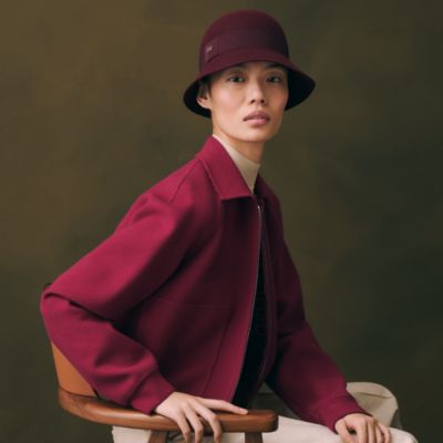 Nicole H Delie hat