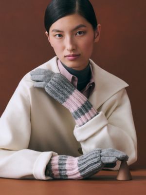 Nina 글러브 및 암 커프스 세트, 보기: 이미지: 제품 착용 이미지, worn, 3개 중 4번째 보기