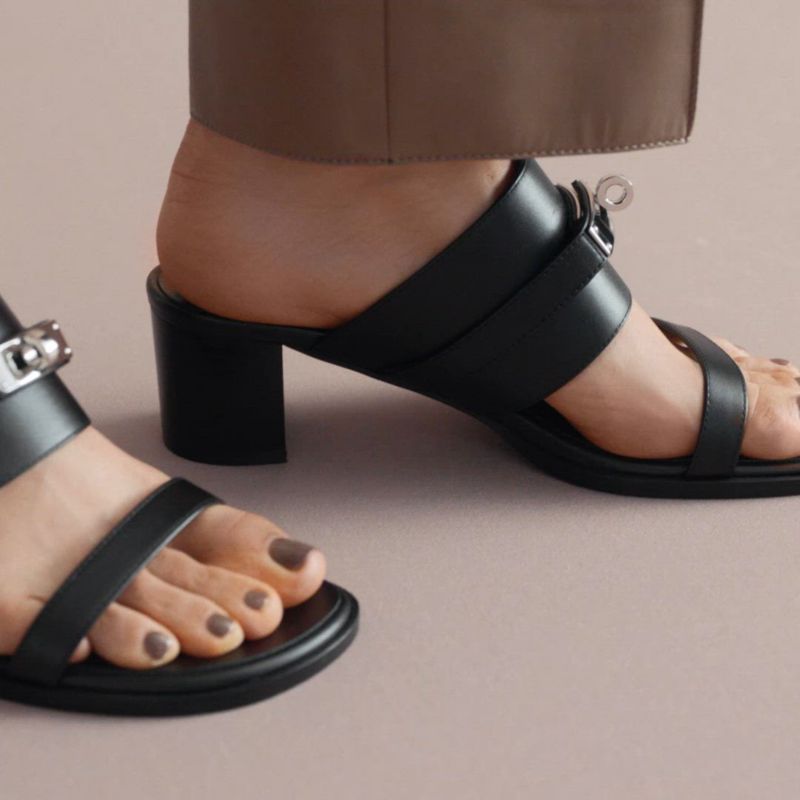 サンダル 《ニノン》 50 | Hermès - エルメス-公式サイト