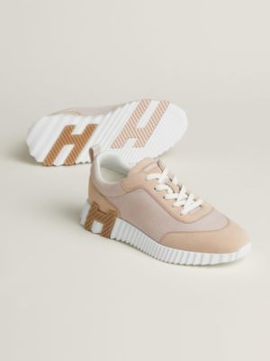 Bouncing sneaker