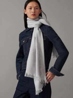New Libris 스톨, 보기: 이미지: 제품 착용 이미지, worn, 2개 중 3번째 보기