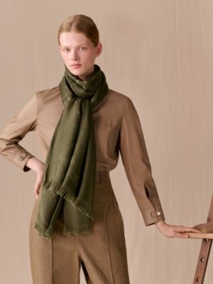 New Libris 스톨, 보기: 이미지: 제품 착용 이미지, worn, 2개 중 3번째 보기
