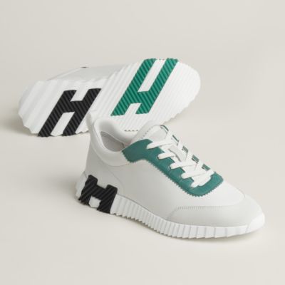 Bouncing sneaker
