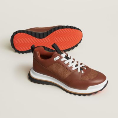Leader sneaker