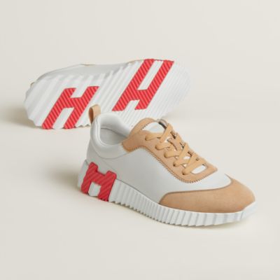 Bouncing sneaker