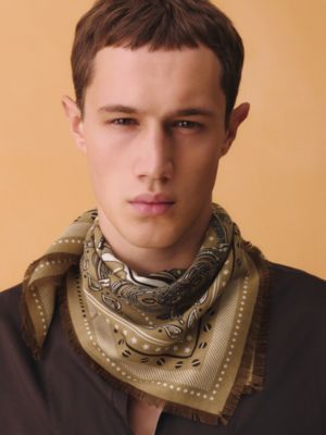 Carré 65 Neo Brandebourgs Bandana Frange, Vue: Vue portée, worn, vue 6 sur 7