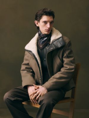 Etriers de Couleurs 65流蘇方巾, 檢視: 佩戴, worn, 檢視共2張圖片的第4張