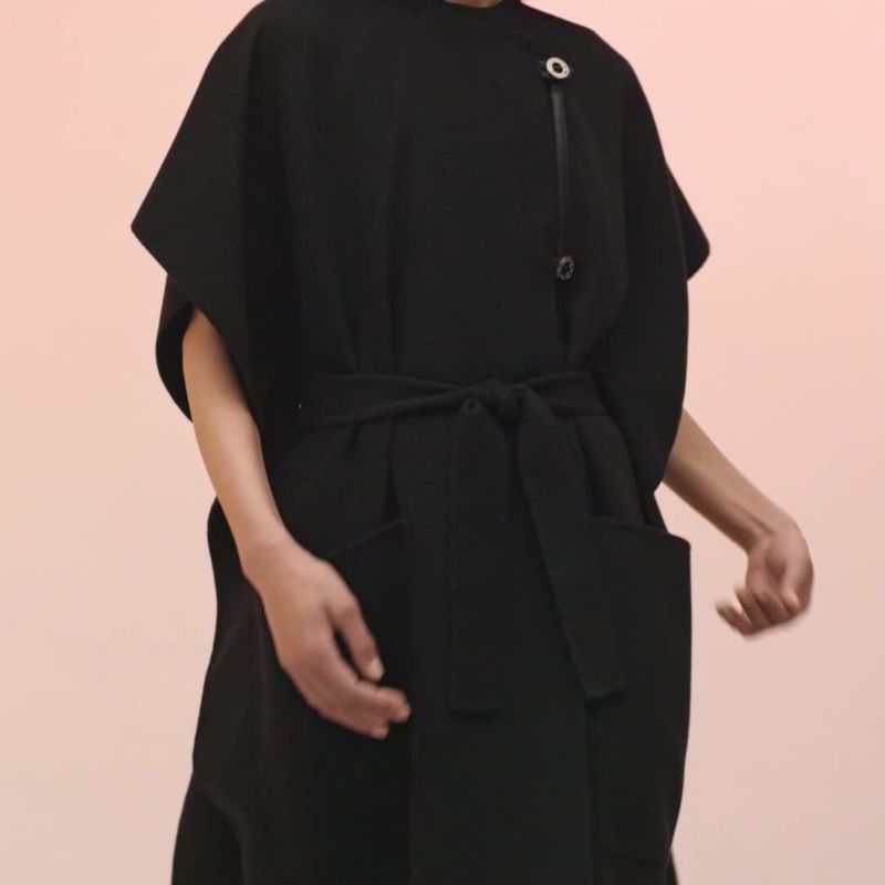 【セレブ愛用】HERMES Manteau Inspiration Poncho コート Hermes Vintage Poncho Lush Leather Cashmere and Wool