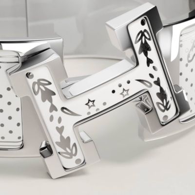 エナメルブレスレット 《クリック・クラックH/シュヴァル・ドゥ・クール・バンダナ》, イメージ: ビデオ, ビュー2の4