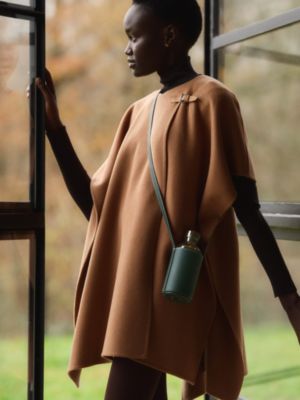 Flaneuse water bottle and shoulder strap, View: Worn, worn, view 6 of 7